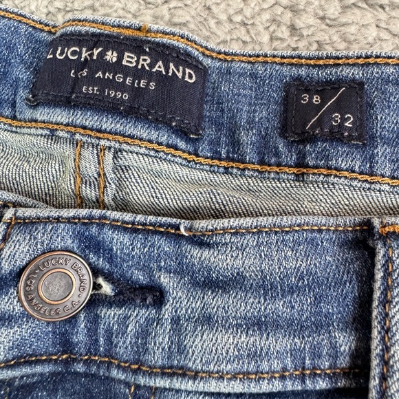 Lucky Brand Jeans Mens 38x32 Blue Denim Pants 410 Athletic Slim Light Wash - Picture 7 of 11